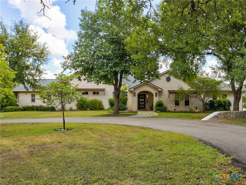 555203 Property Photo 1