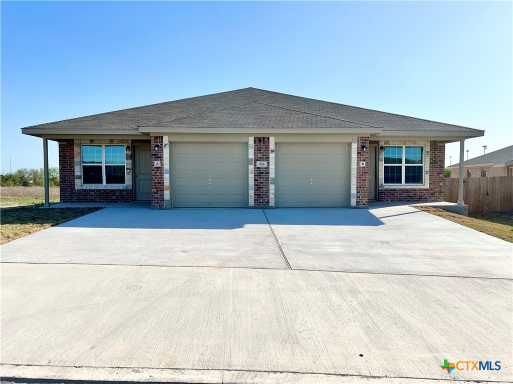 306 Dolphin Drive