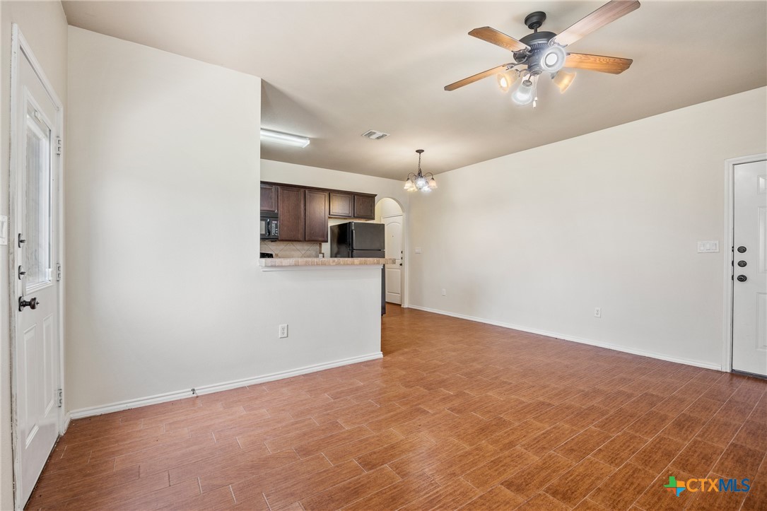 1124 Brown Rock Drive Property Photo 3