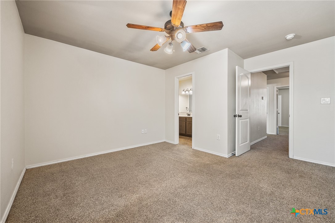 1124 Brown Rock Drive Property Photo 12