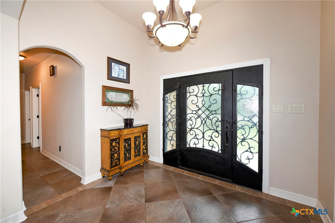 424 Lantana View Property Photo 6