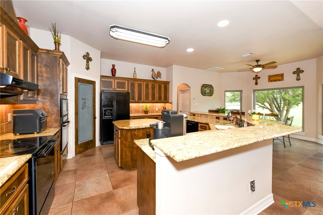424 Lantana View Property Photo 13