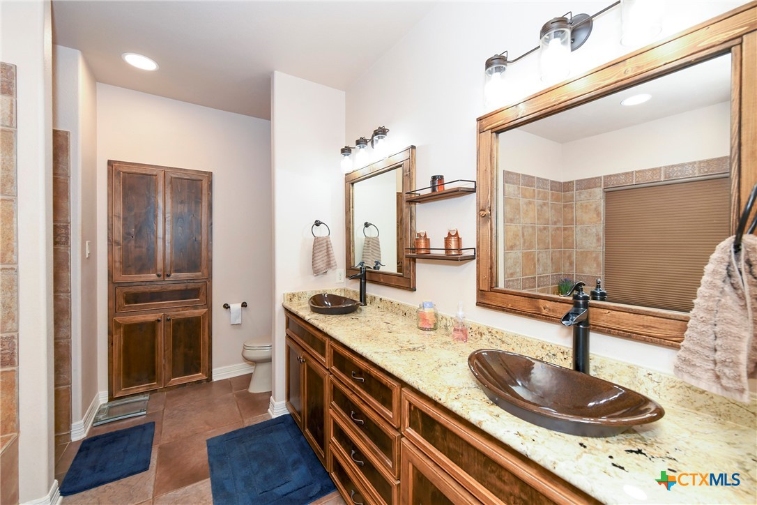 424 Lantana View Property Photo 20