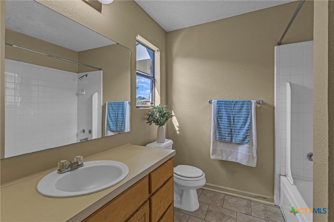 2804 Kim Drive Property Photo 14