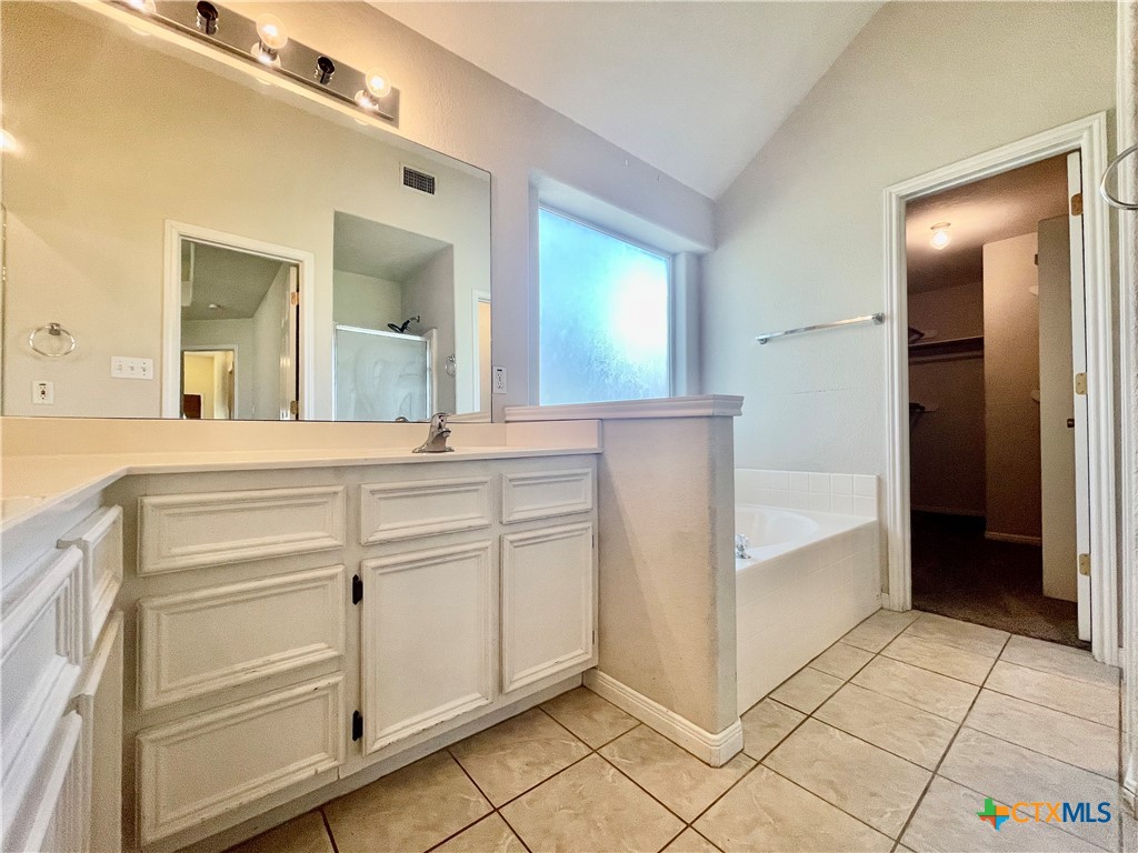 1206 Debbie Court Property Photo 8