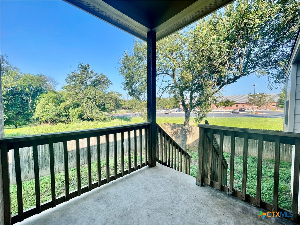 1206 Debbie Court Property Photo 15