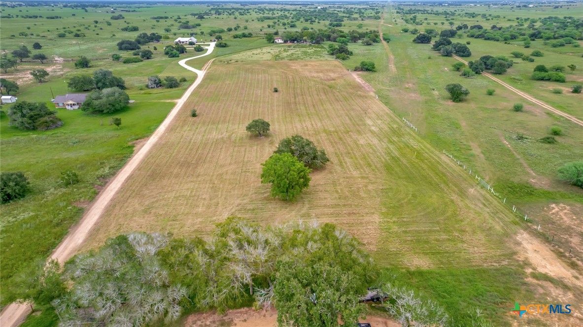 000 Levi Sloan Road Property Photo 4