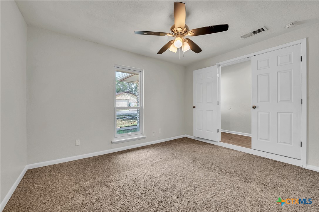 402 Cottonwood Drive Property Photo 14