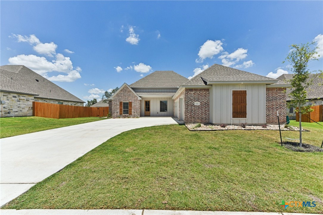 1212 Shirley Faye Lane Property Photo 2