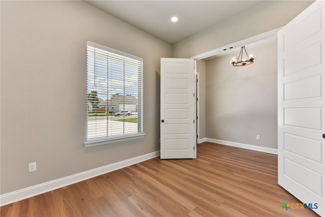 1212 Shirley Faye Lane Property Photo 5