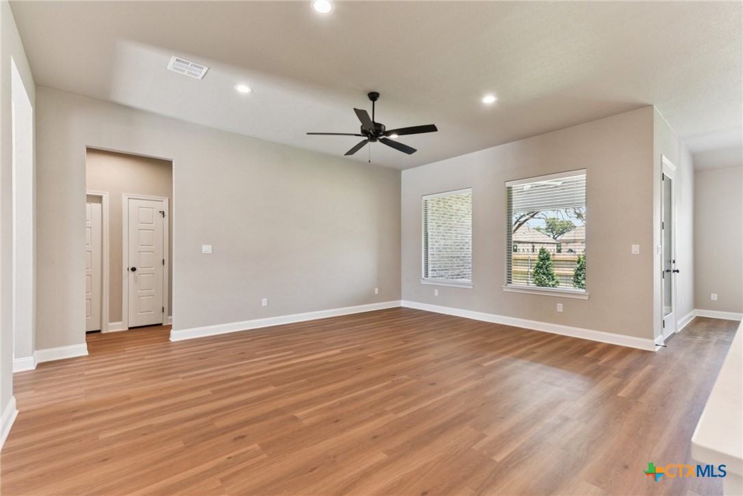 1212 Shirley Faye Lane Property Photo 8