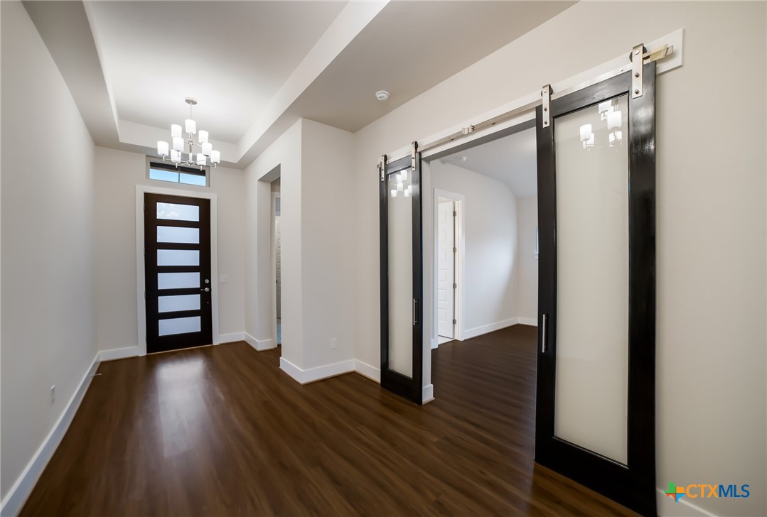 445 Chinkapin Trail Property Photo 4