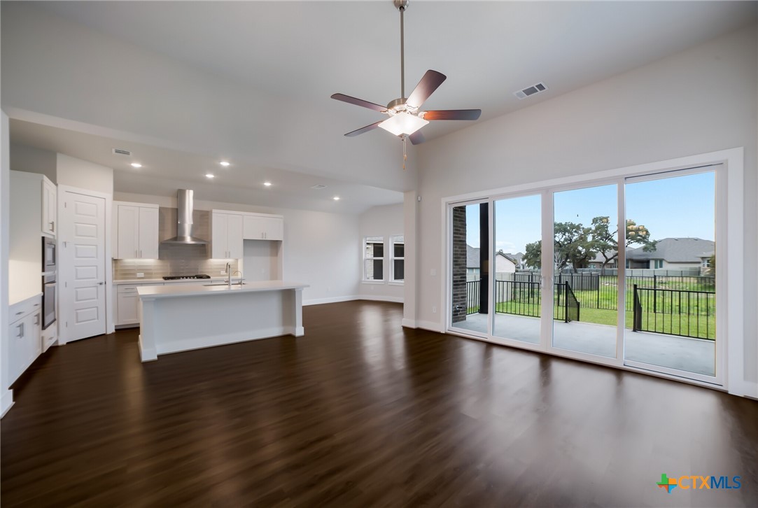445 Chinkapin Trail Property Photo 8