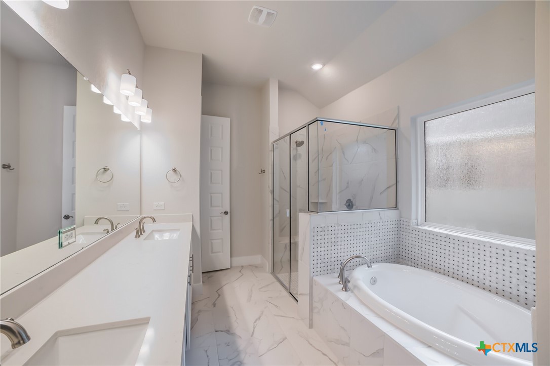 445 Chinkapin Trail Property Photo 14