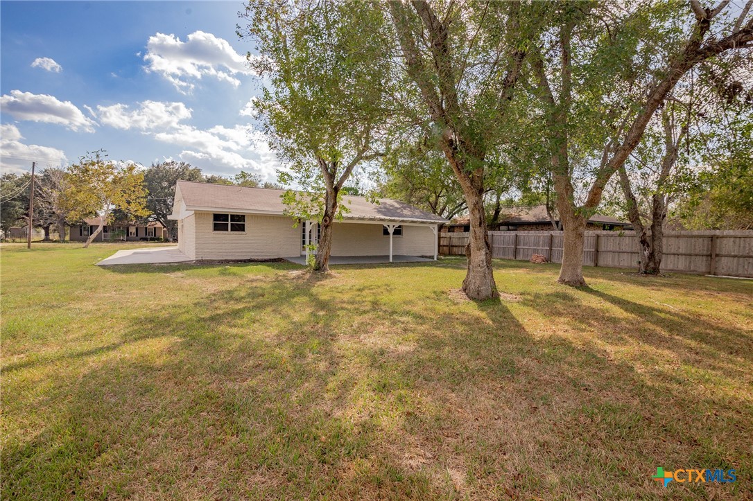 4810 Lone Tree Road Property Photo 1