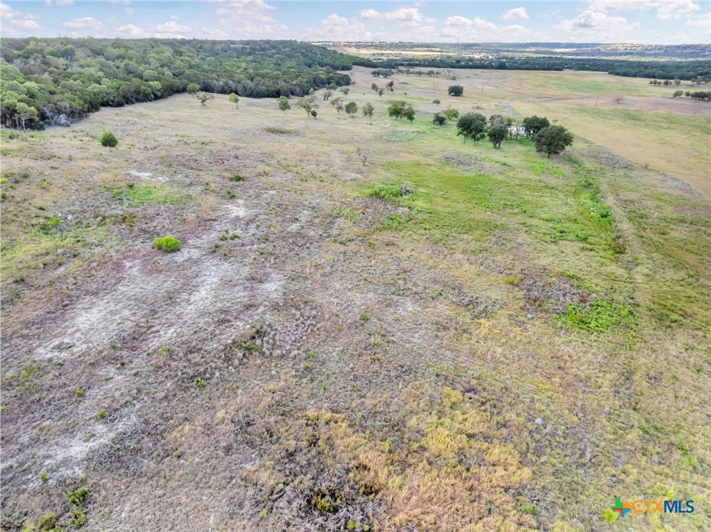 6902 Fm-1690 Property Photo 11