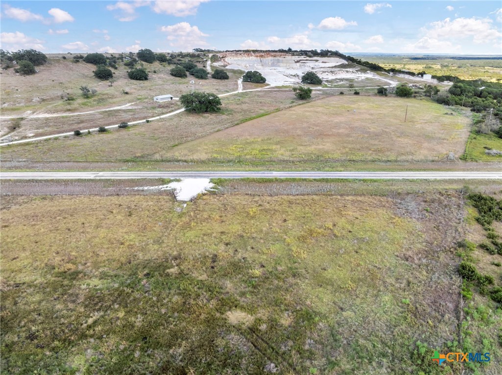 6902 Fm-1690 Property Photo 12