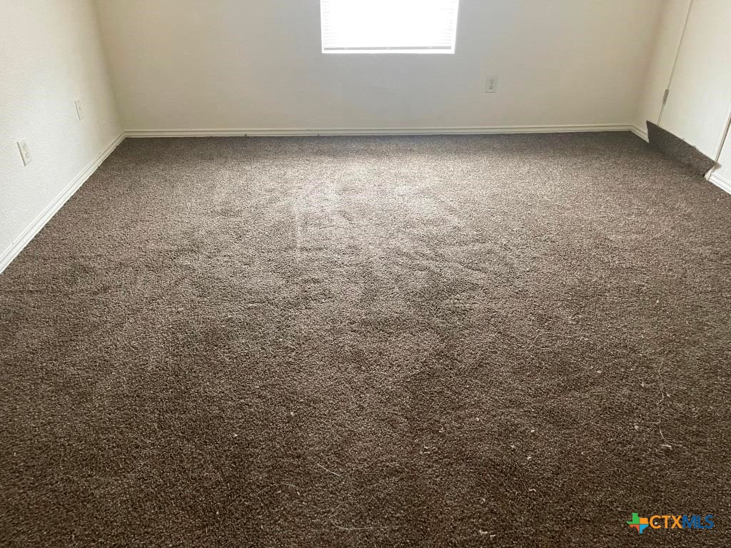 4507 Deek Drive B Property Photo 3