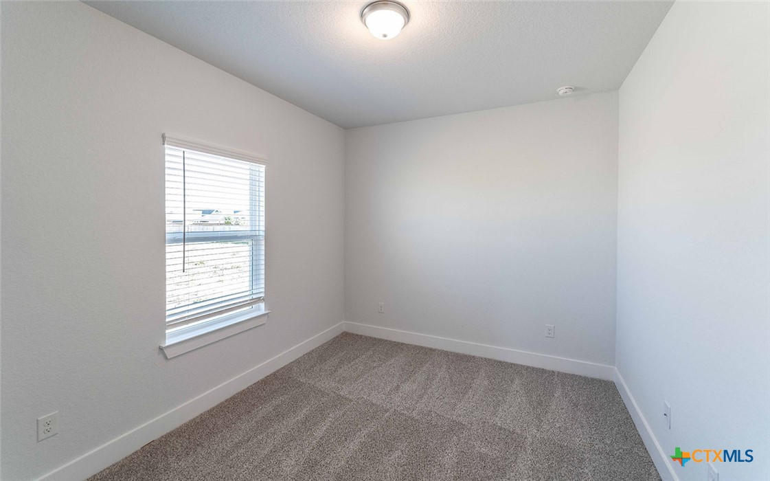513 Lina Way Property Photo 12