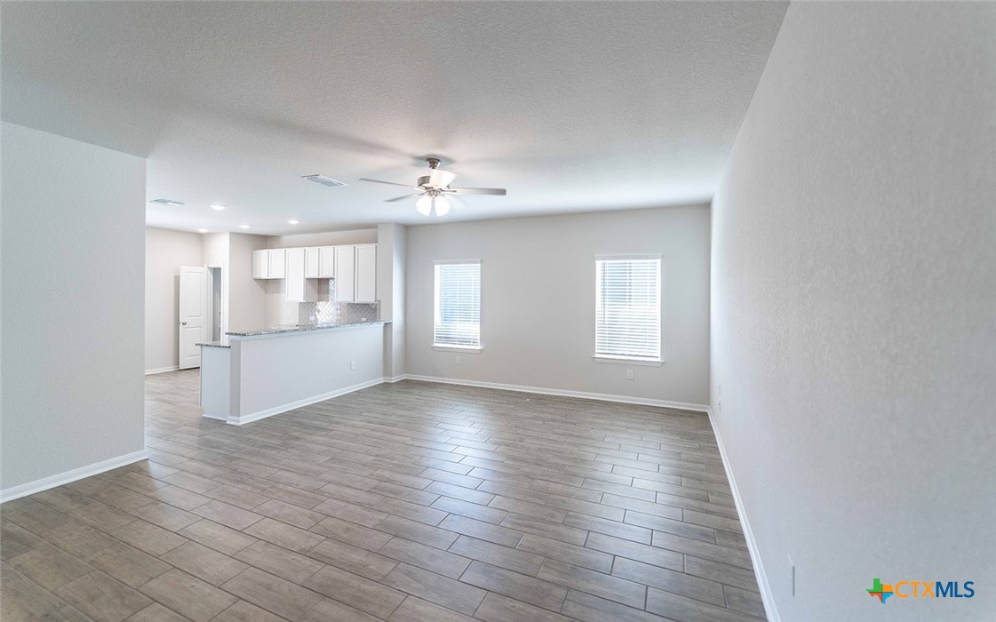413 Lina Way Property Photo 2