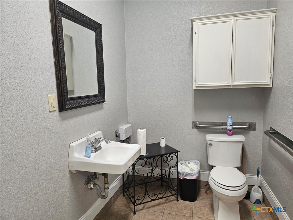 700 E Polk Street Property Photo 11