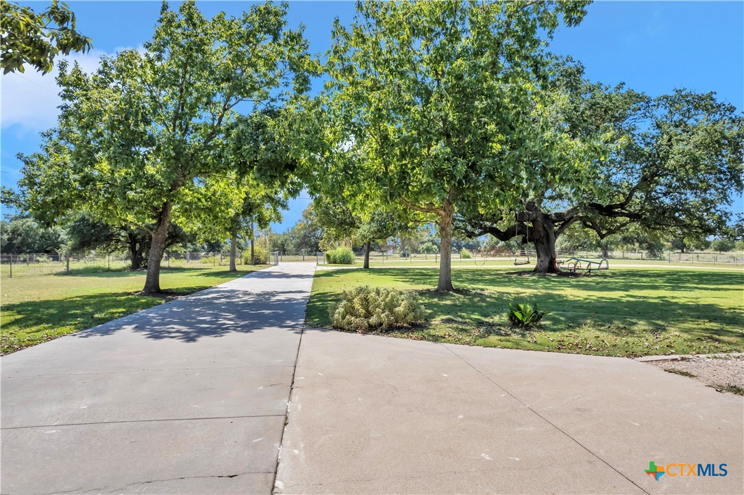 432 Painted Horse Trail Property Photo 38