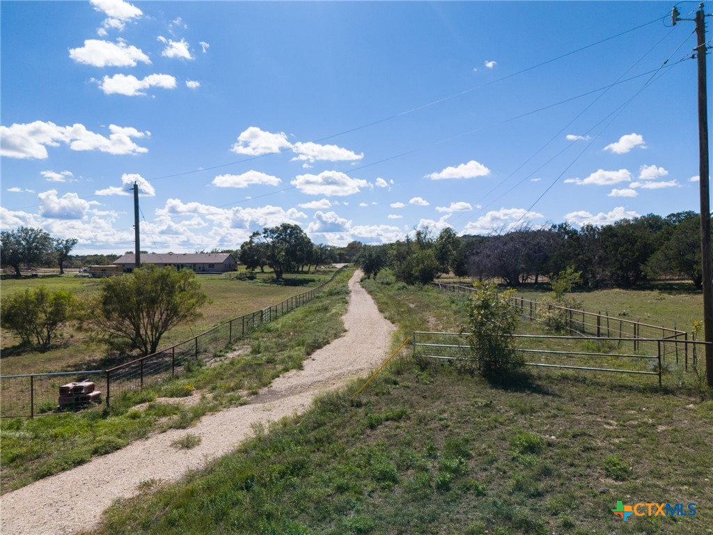 6855 Fm 2657 Property Photo 6
