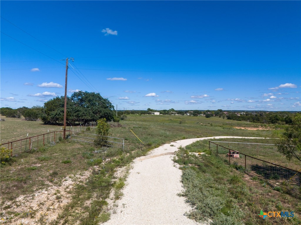 6855 Fm 2657 Property Photo 7