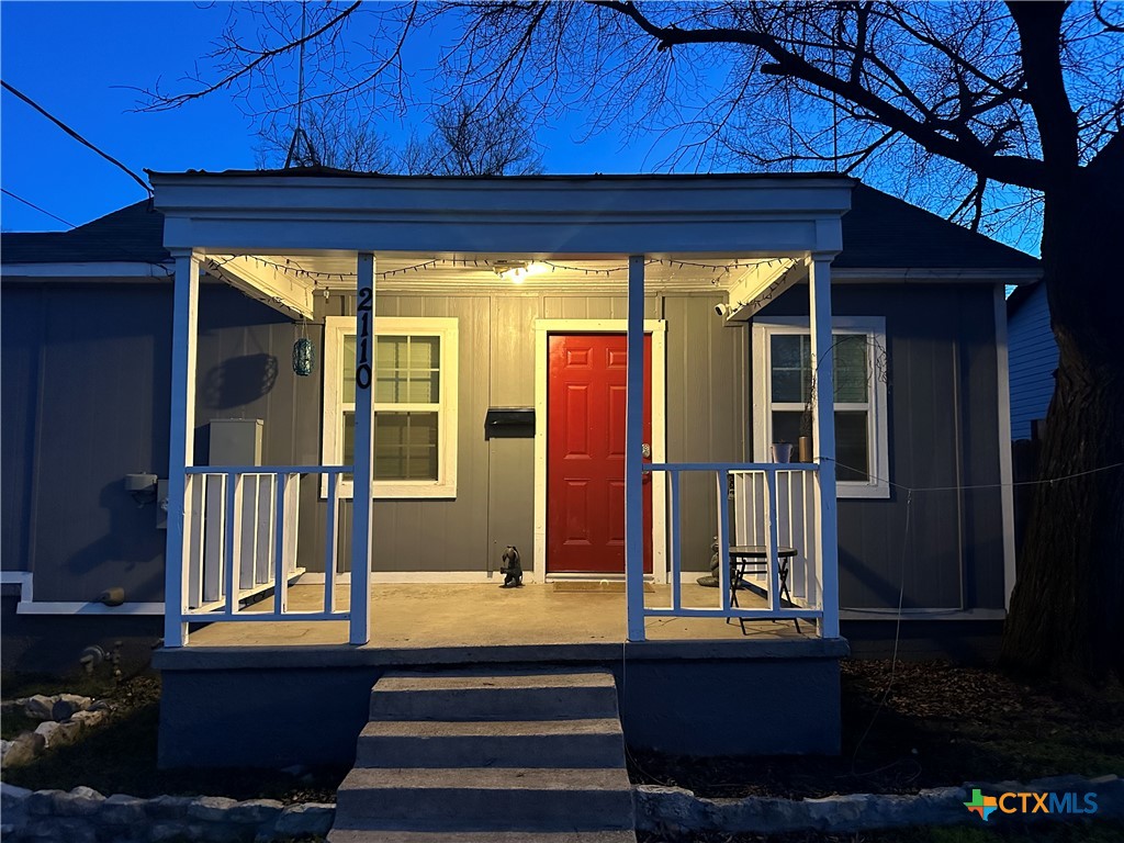 2110 Saunders Street Property Photo