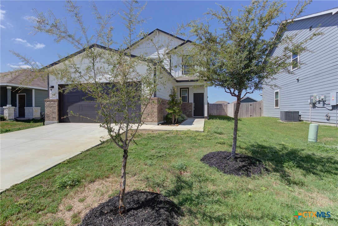 2420 Dielman Drive Property Photo 3