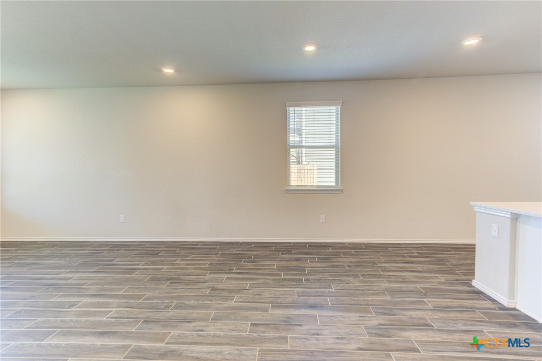2420 Dielman Drive Property Photo 19