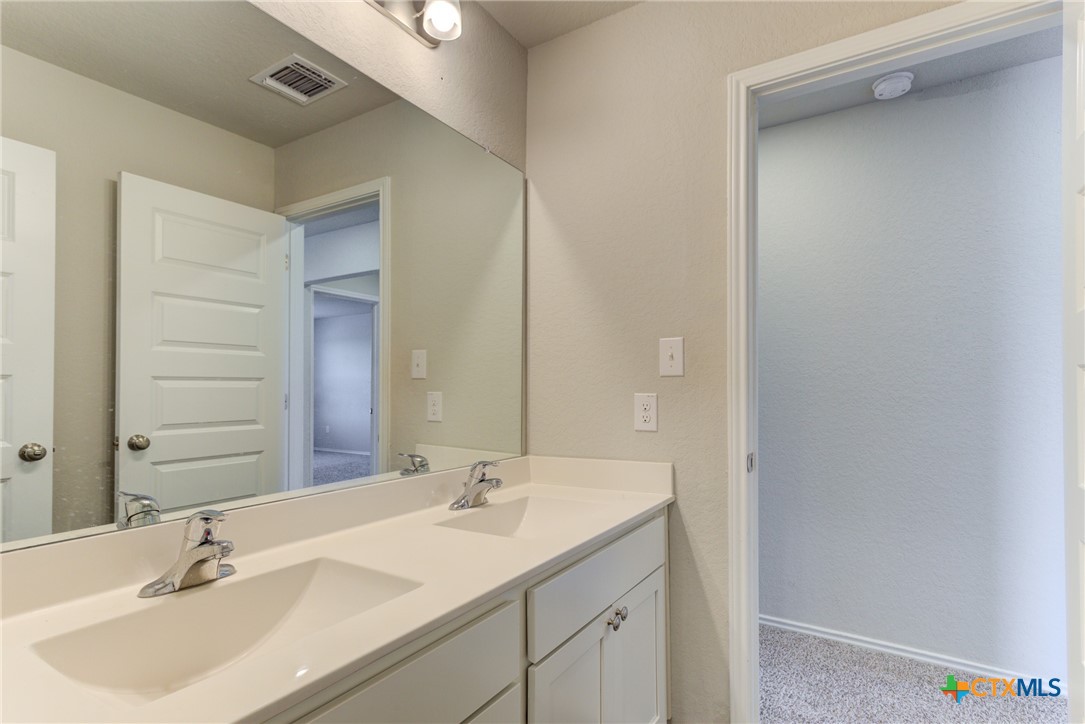 2420 Dielman Drive Property Photo 28