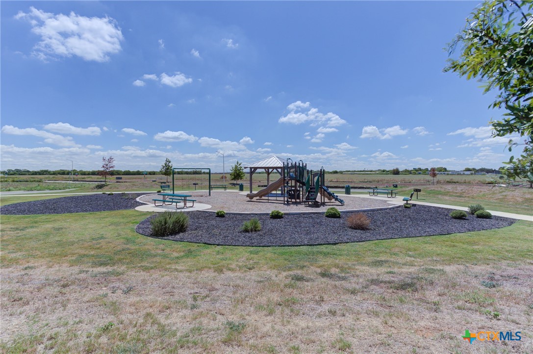 2420 Dielman Drive Property Photo 38