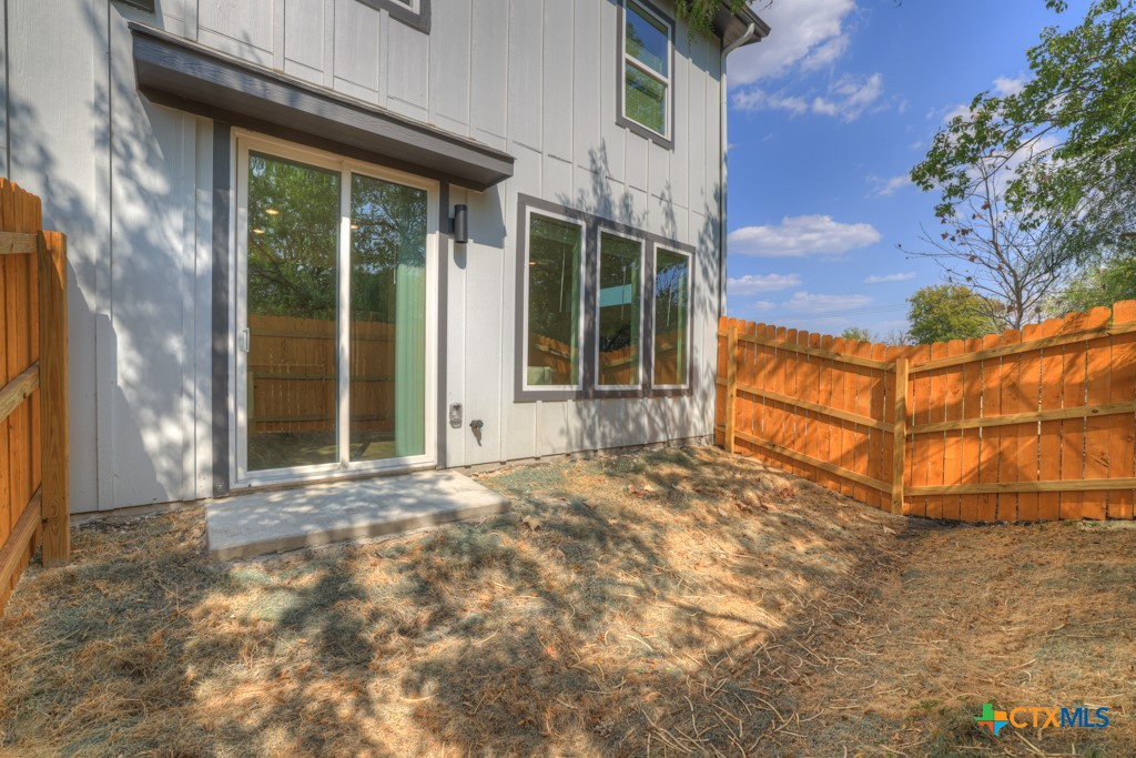 104 Creekside Trail 901 Property Photo 30