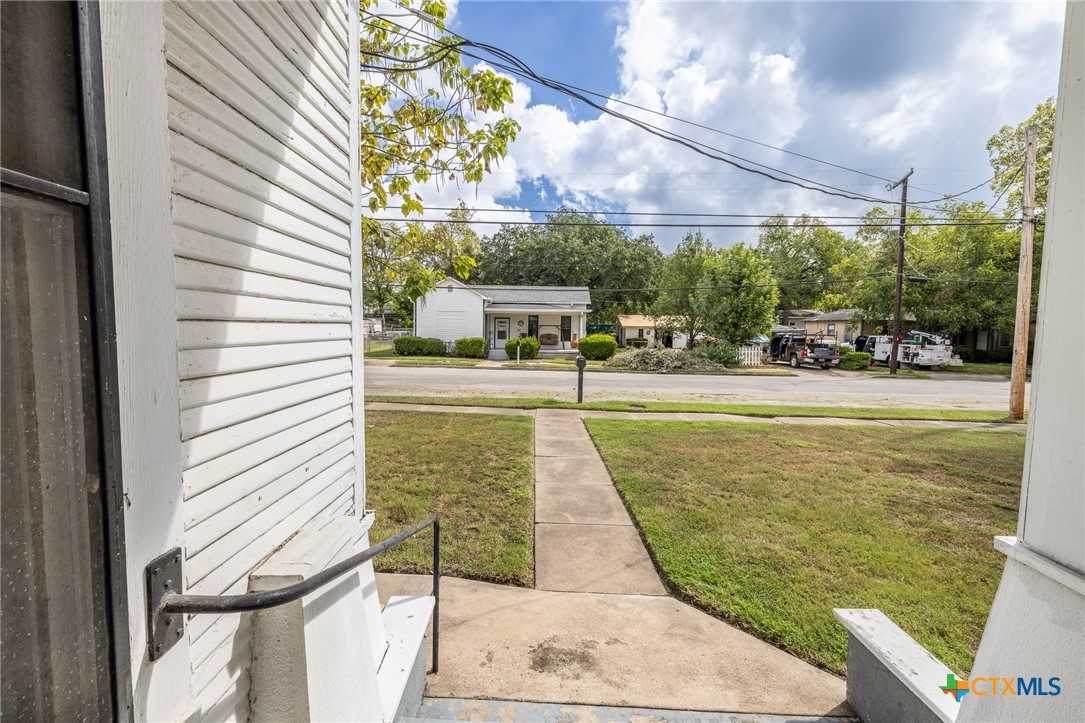 1125 Saint Peter Street Property Photo 5