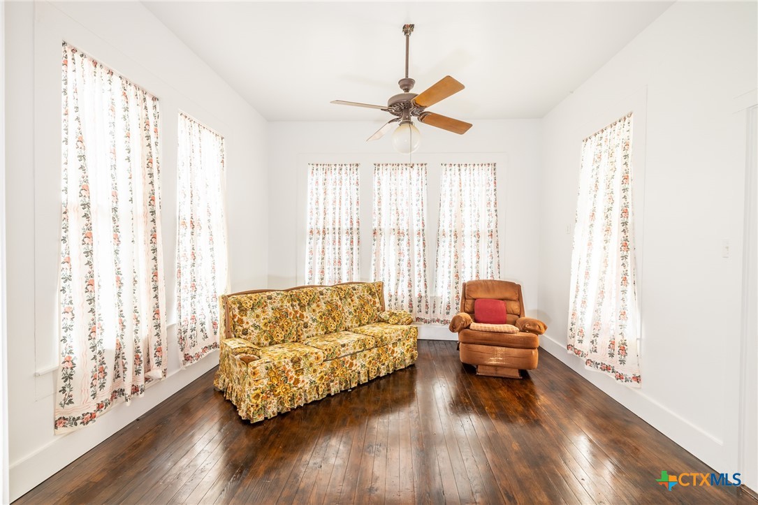 1125 Saint Peter Street Property Photo 7