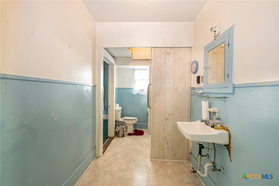 1125 Saint Peter Street Property Photo 16