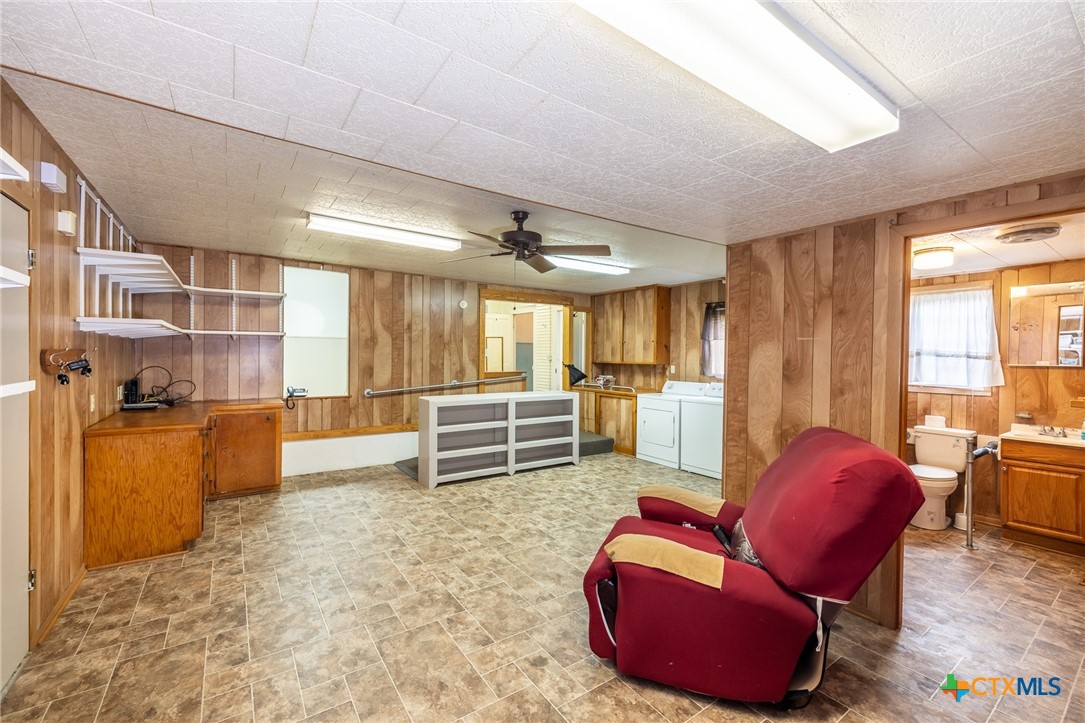 1125 Saint Peter Street Property Photo 19