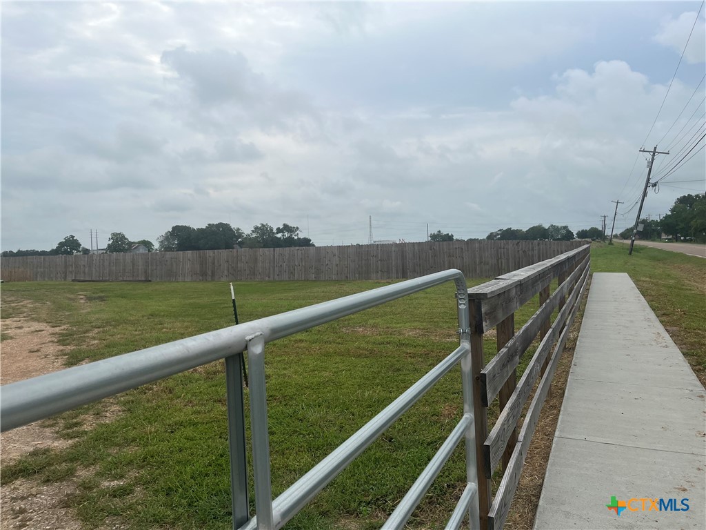 1302 Anthony Road Property Photo 2