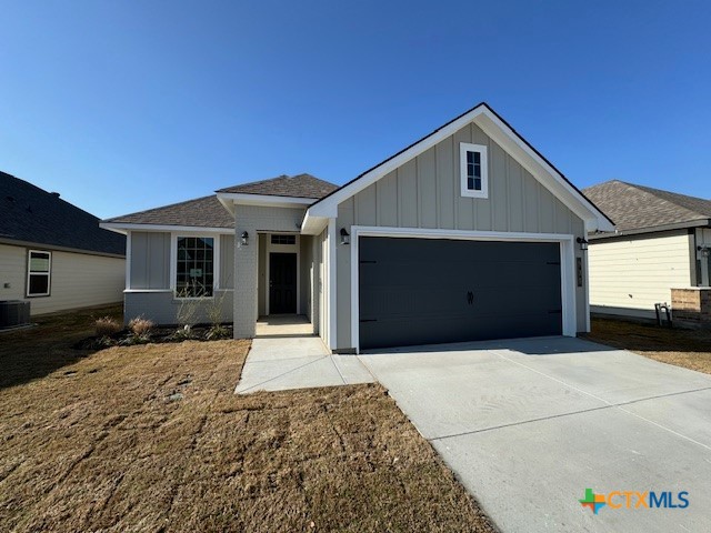 935 James Parker Circle Property Photo 1