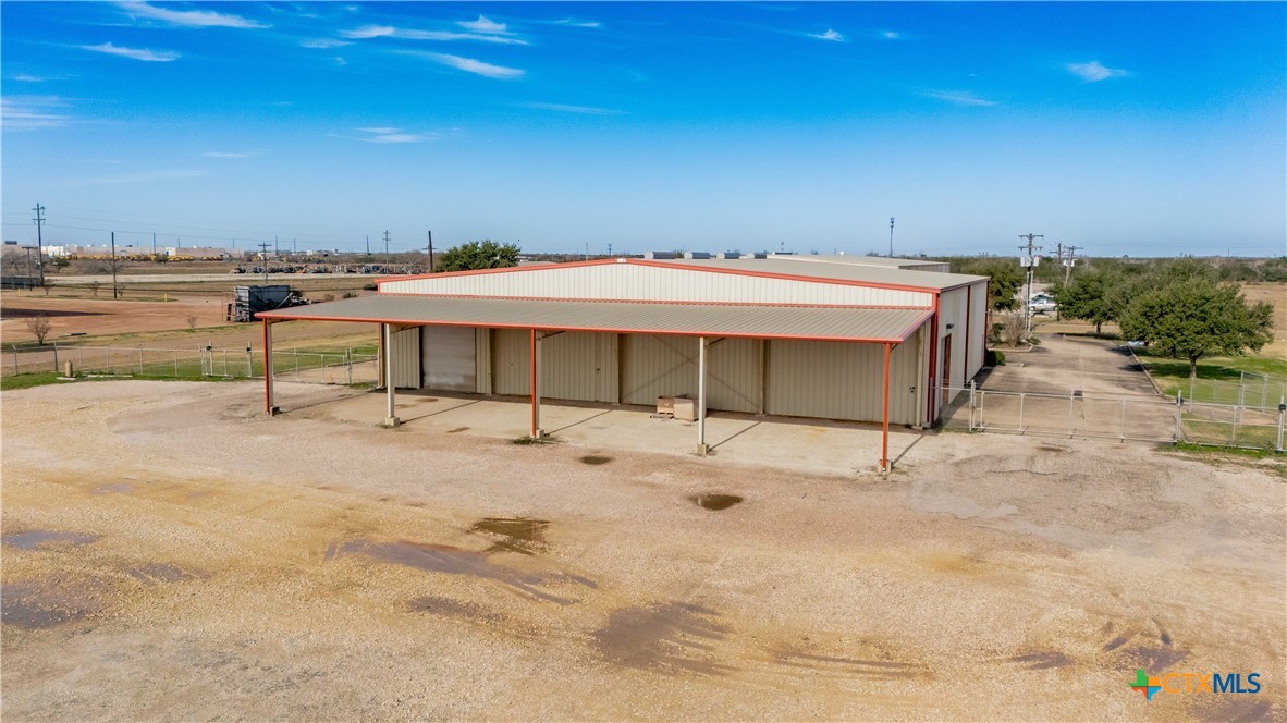 8331 Lone Tree Road Property Photo 5