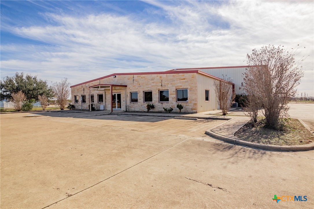 8331 Lone Tree Road Property Photo 11