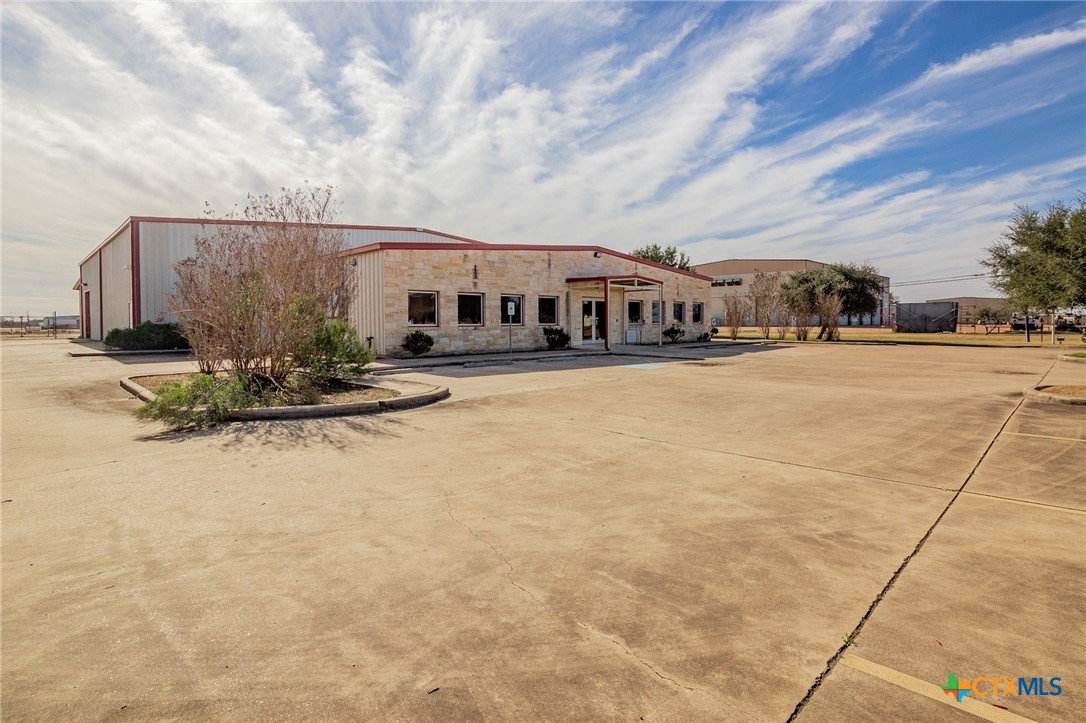 8331 Lone Tree Road Property Photo 13