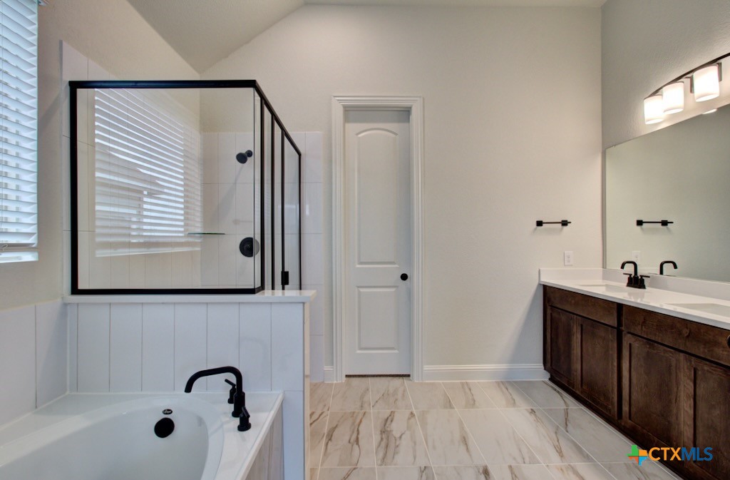 12225 Moon Pool Property Photo 11