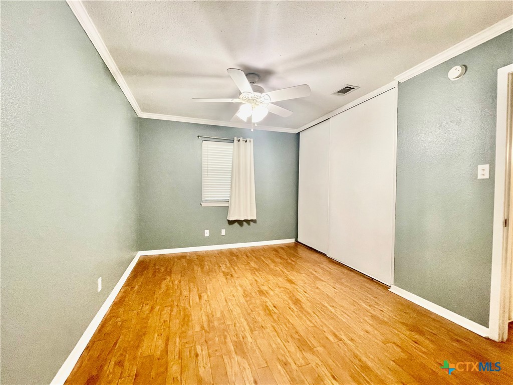 409 Versailles Street Property Photo 11