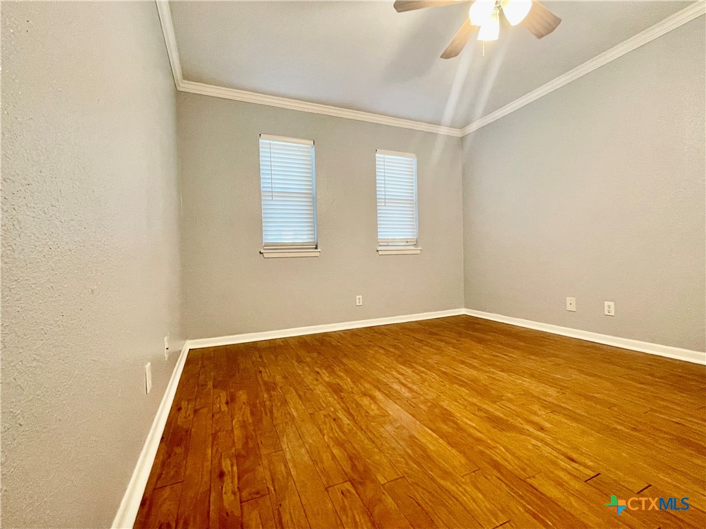 409 Versailles Street Property Photo 15