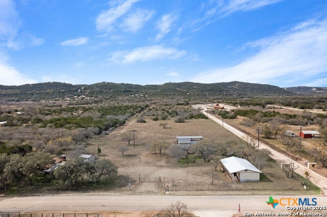 831 County Road 350 Property Photo 9