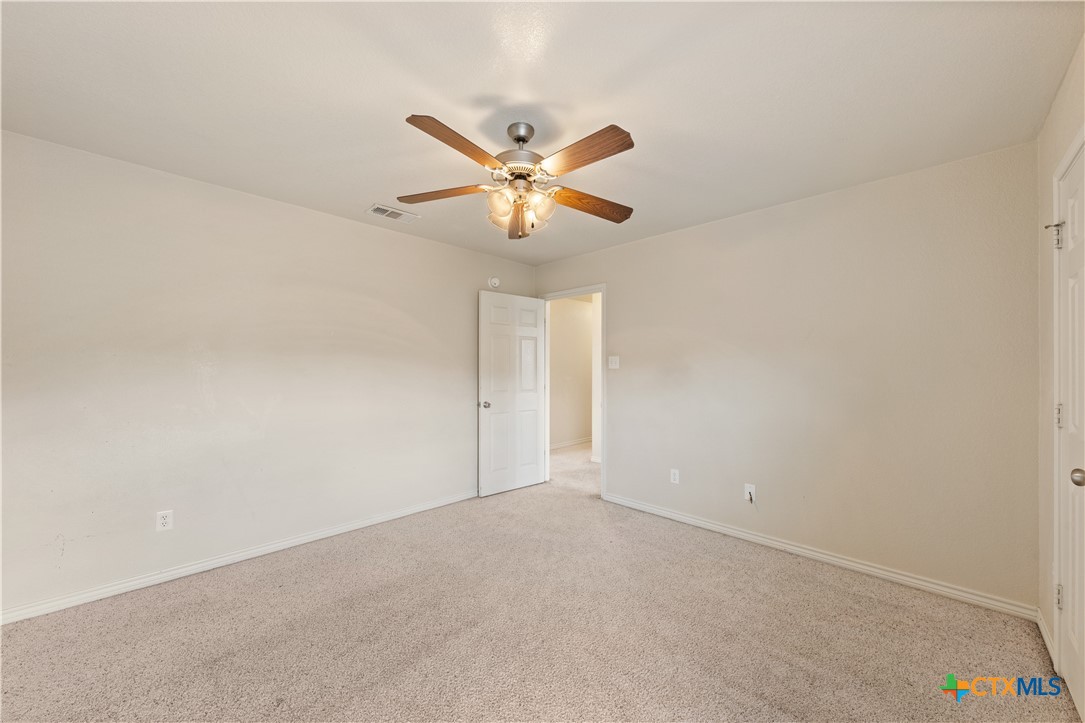 1216 Hummingbird Road Property Photo 28