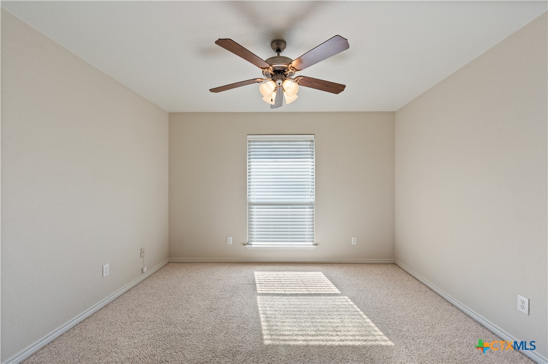 1216 Hummingbird Road Property Photo 31