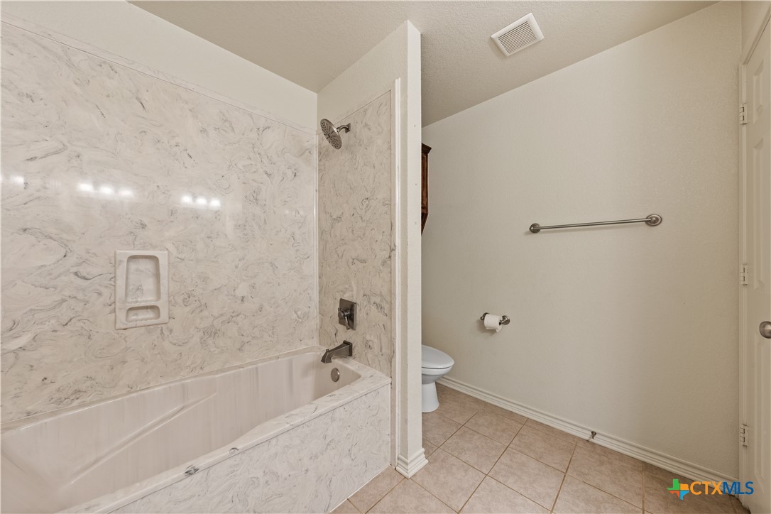 1216 Hummingbird Road Property Photo 33